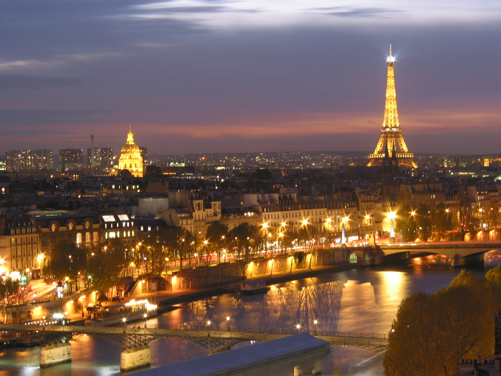 Tourist Attractions In Romantic Paris
