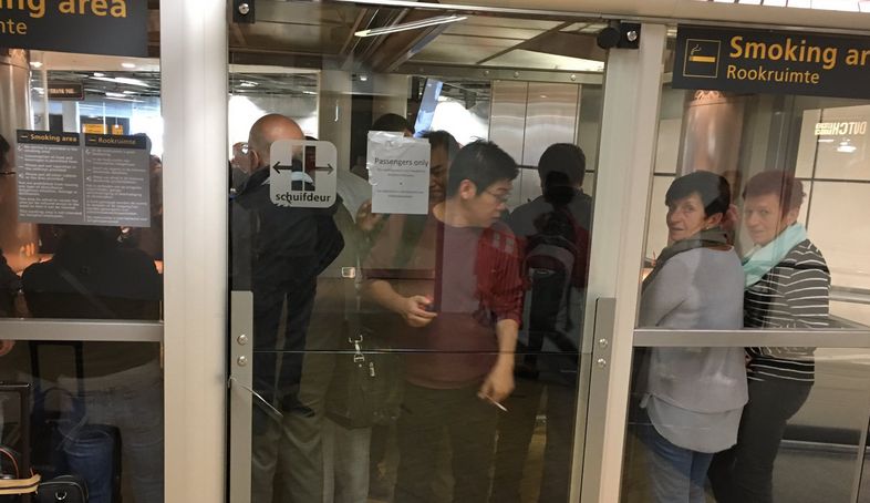 Smoking Areas at Amsterdam Schiphol Airport