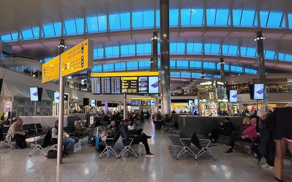 smoking area london Heathrow